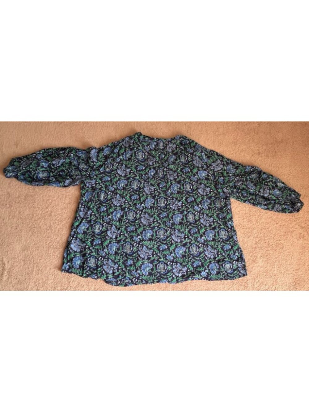 Vineyard Vines Floral Pleated Top Blue Green 3X NWT Boho - Picture 2 of 16